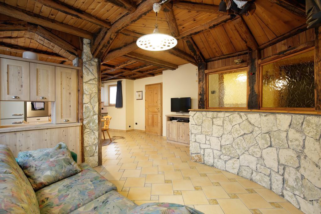 Appartamenti Dolomiti Moena Cameră foto